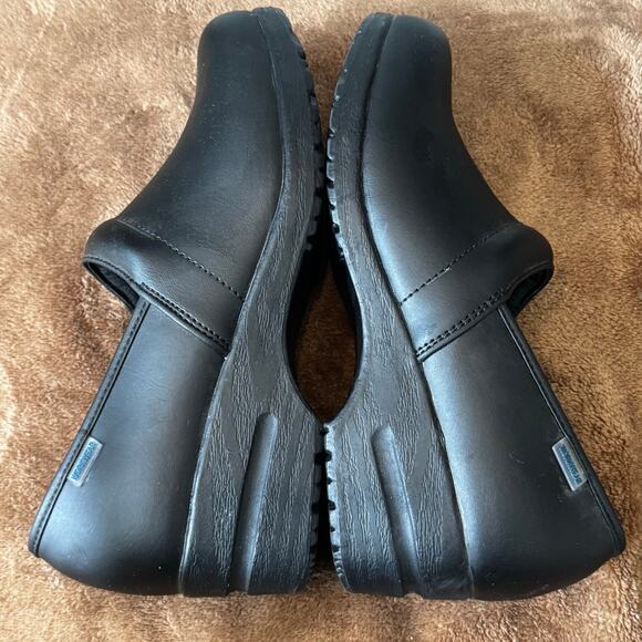 Cherokee Authentic Women’s Black Workwear Harmony Leather Slip-on Clogs Size 9 - Picture 7 of 9